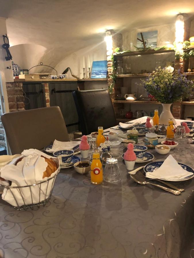 Bed & Breakfast Adrichem En Scherpenseel Middelburg Exterior foto